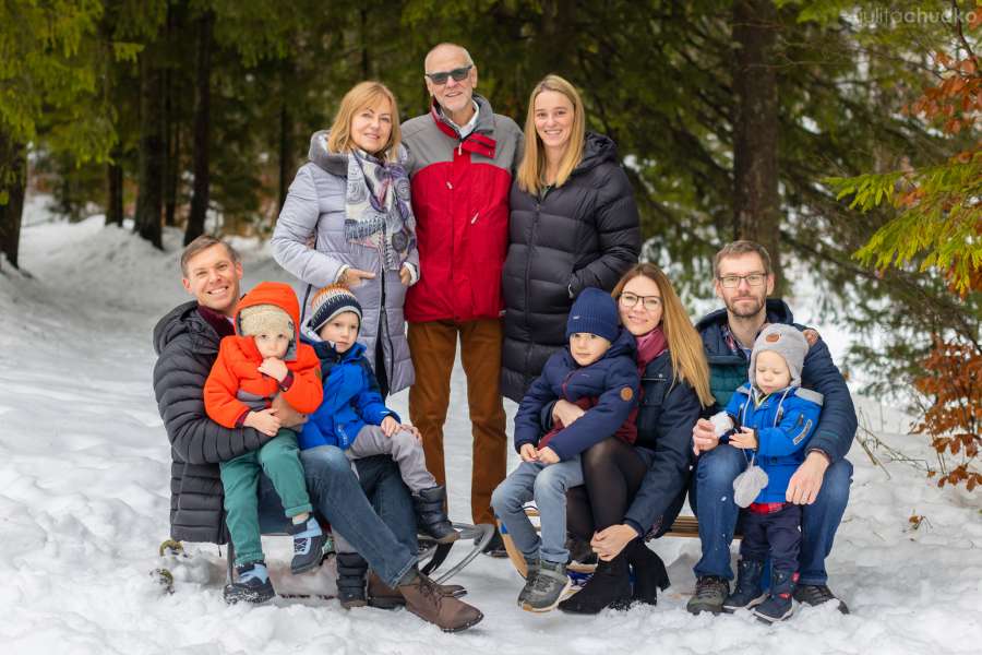 Fotografia okolicznościowa zakopane sesja rodzinna