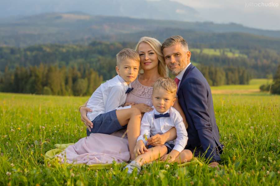 Fotografia okolicznościowa zakopane sesja rodzinna